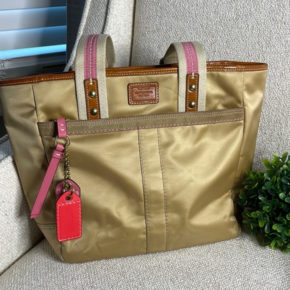 Coach Handbags - COach Hampton Weekend Tote Handbag gold/pink